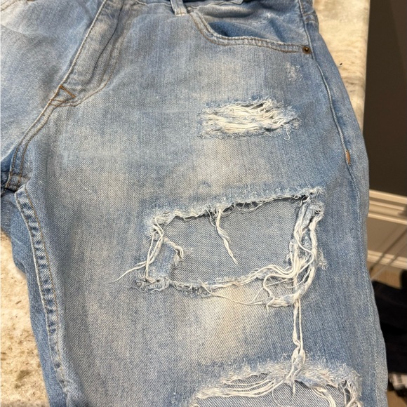 Zara Ripped Jean Shorts - Picture 2 of 7